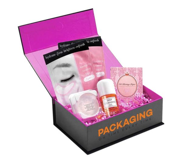 custom-makeup-packaging-boxes
